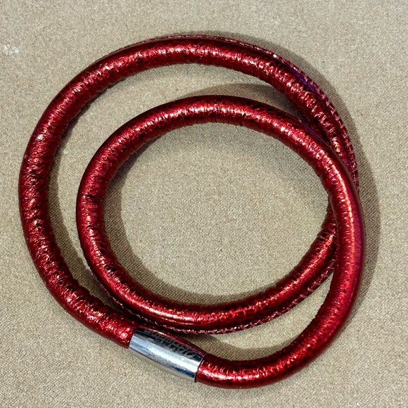 Brighton Double Sparkle Woodstock bracelet Red leather Holds beads  Retired - Picture 1 of 9